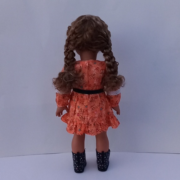 American Girl World By Us Evette Doll And Accessories - Picture 4 of 16